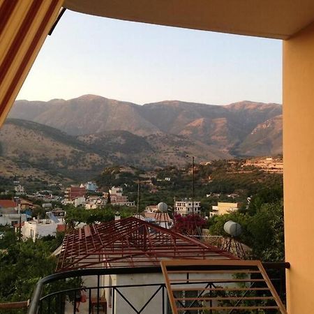 Lina'S Apartment Himare Exterior photo