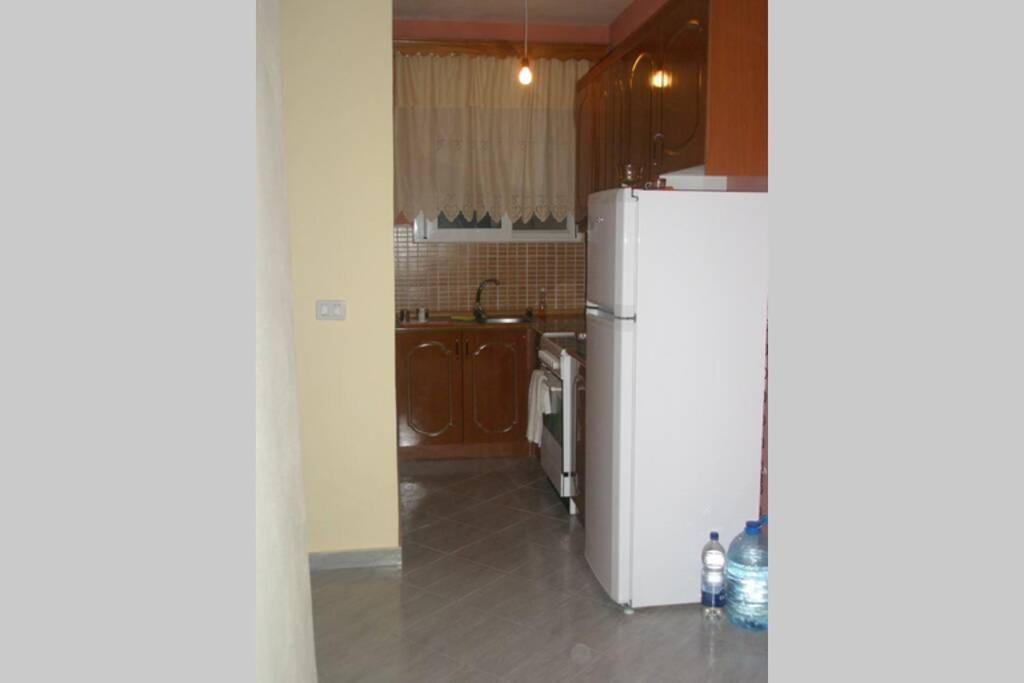 Lina'S Apartment Himare Exterior photo